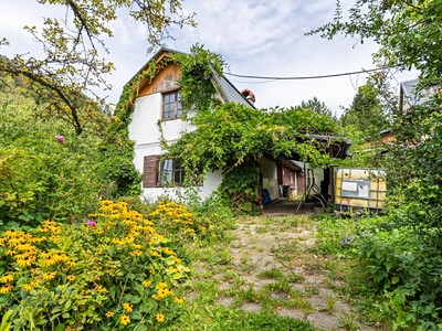 Prodej  rodinného domu 100 m², pozemek 1 219 m²
