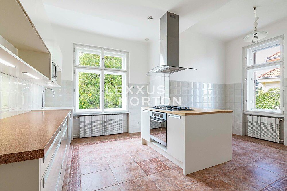 Pronájem bytu 5+1 150 m²