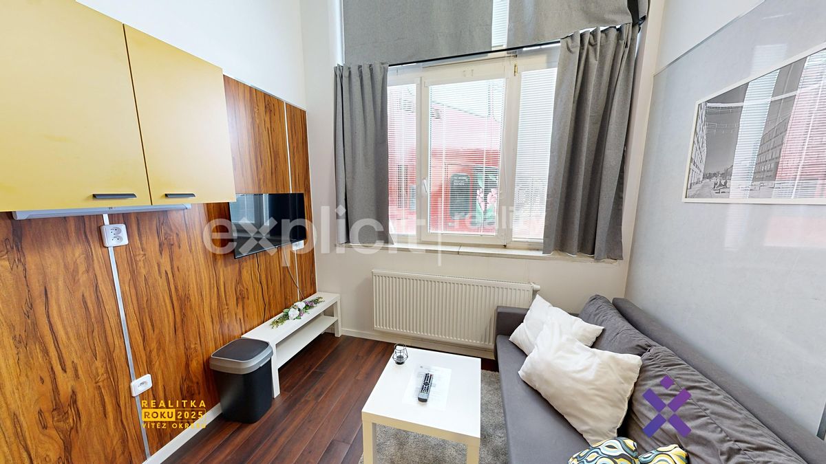 Pronájem bytu 1+kk 32 m²