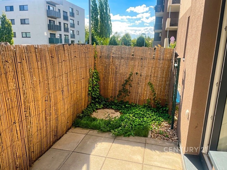 Квартира 1+kk в оренду, 33 м² (2 з 20)