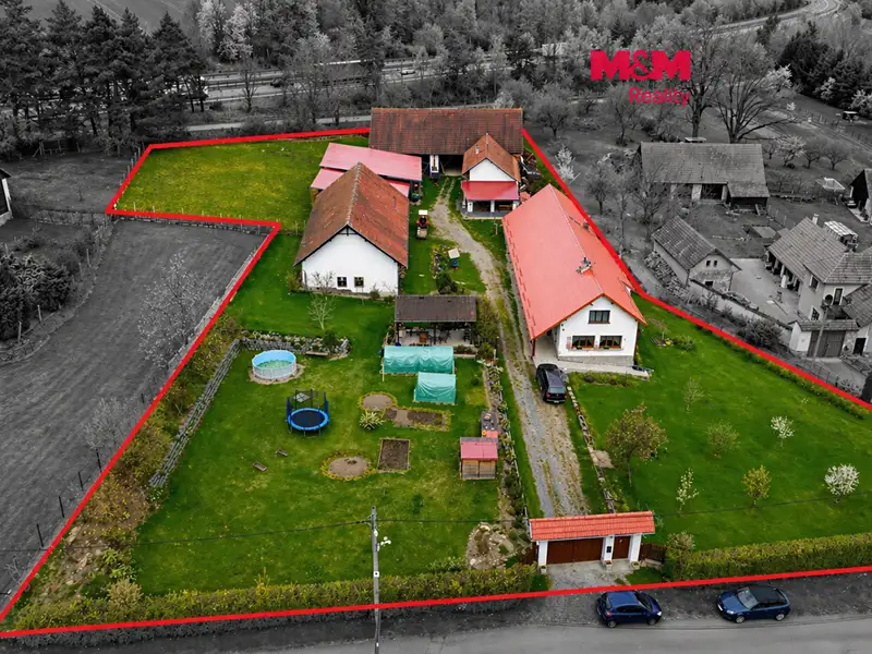 Prodej rodinného domu 158 m², pozemek 5485 m², Soutice – náhled fotky 1