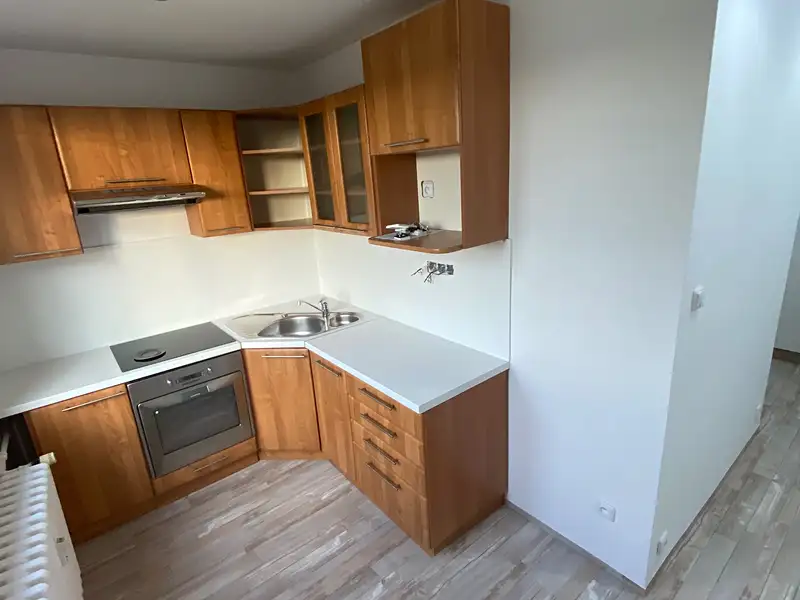 Pronájem bytu 2+1 56 m², Uherské Hradiště – náhled fotky 3