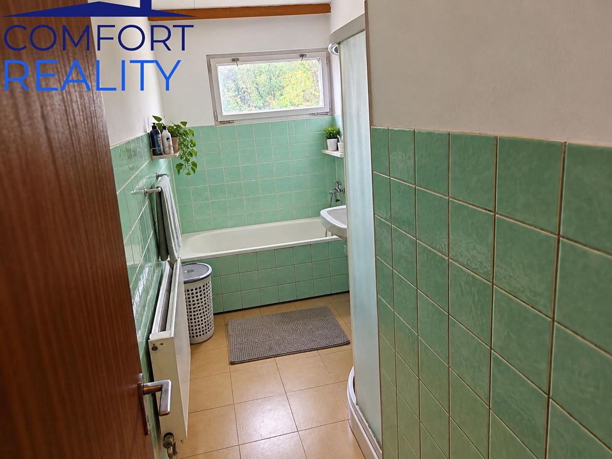 Prodej rodinného domu 140 m², pozemek 963 m² – fotografie 4