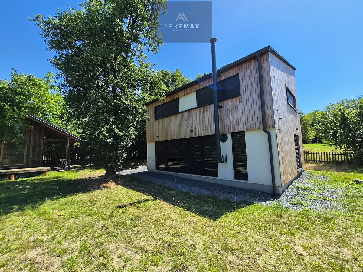 Pronájem rodinného domu 100 m², pozemek 1084 m² – fotografie 3