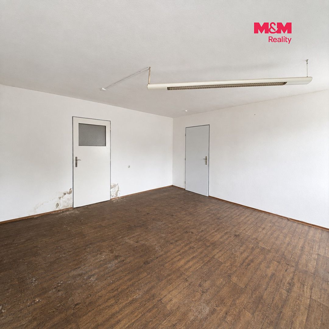 Pronájem kanceláře 158 m² – fotografie 2