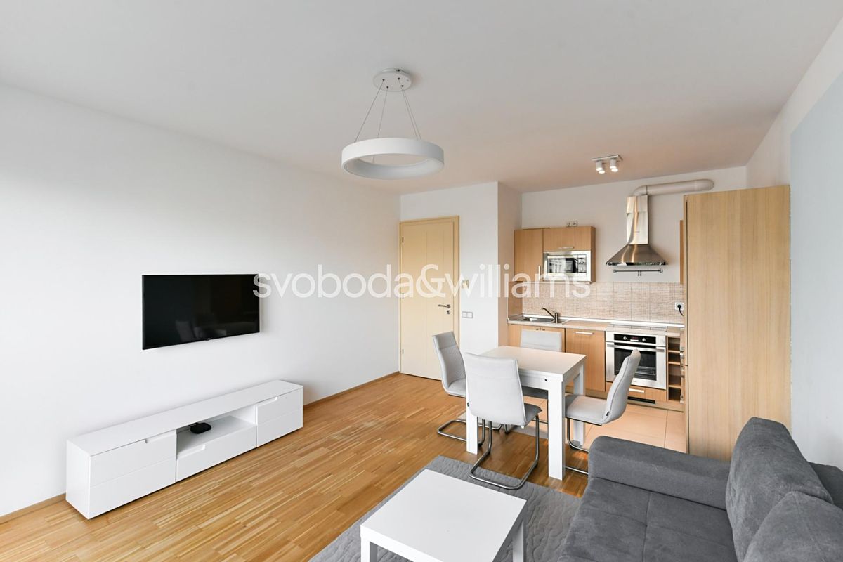 Pronájem bytu 2+kk 48 m² – fotografie 4