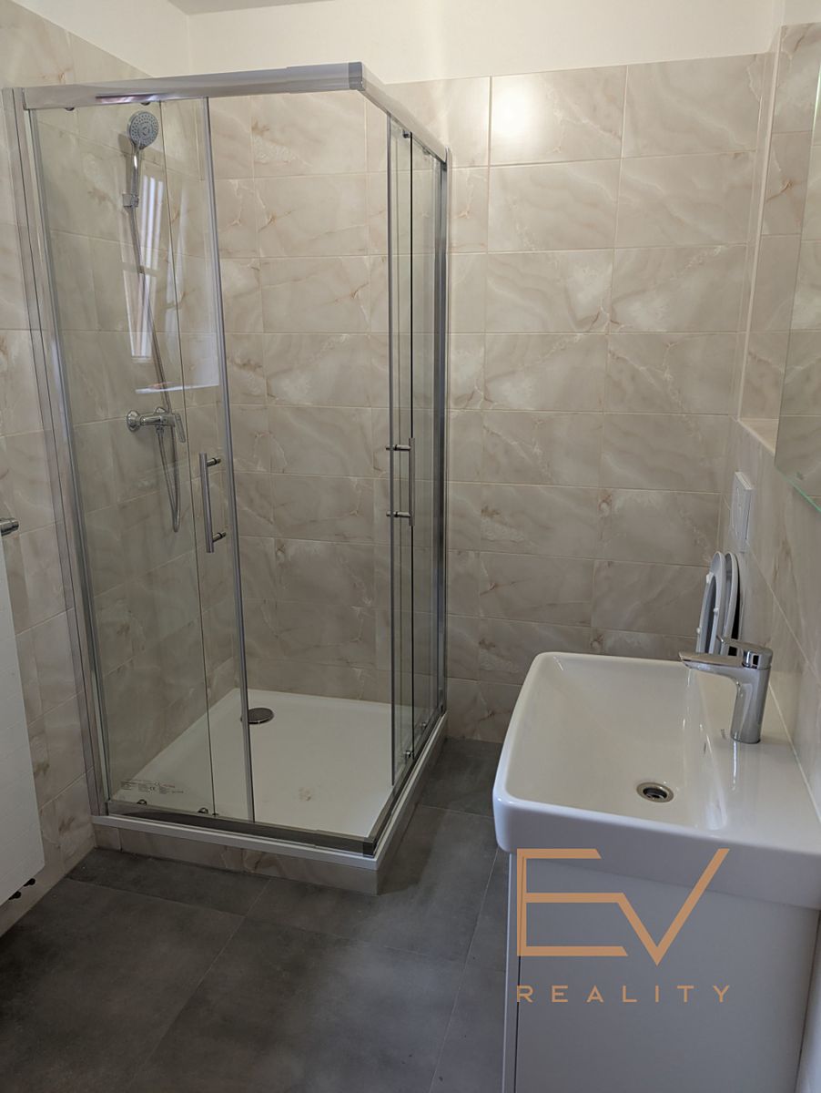 Pronájem bytu 3+kk 110 m² – fotografie 4