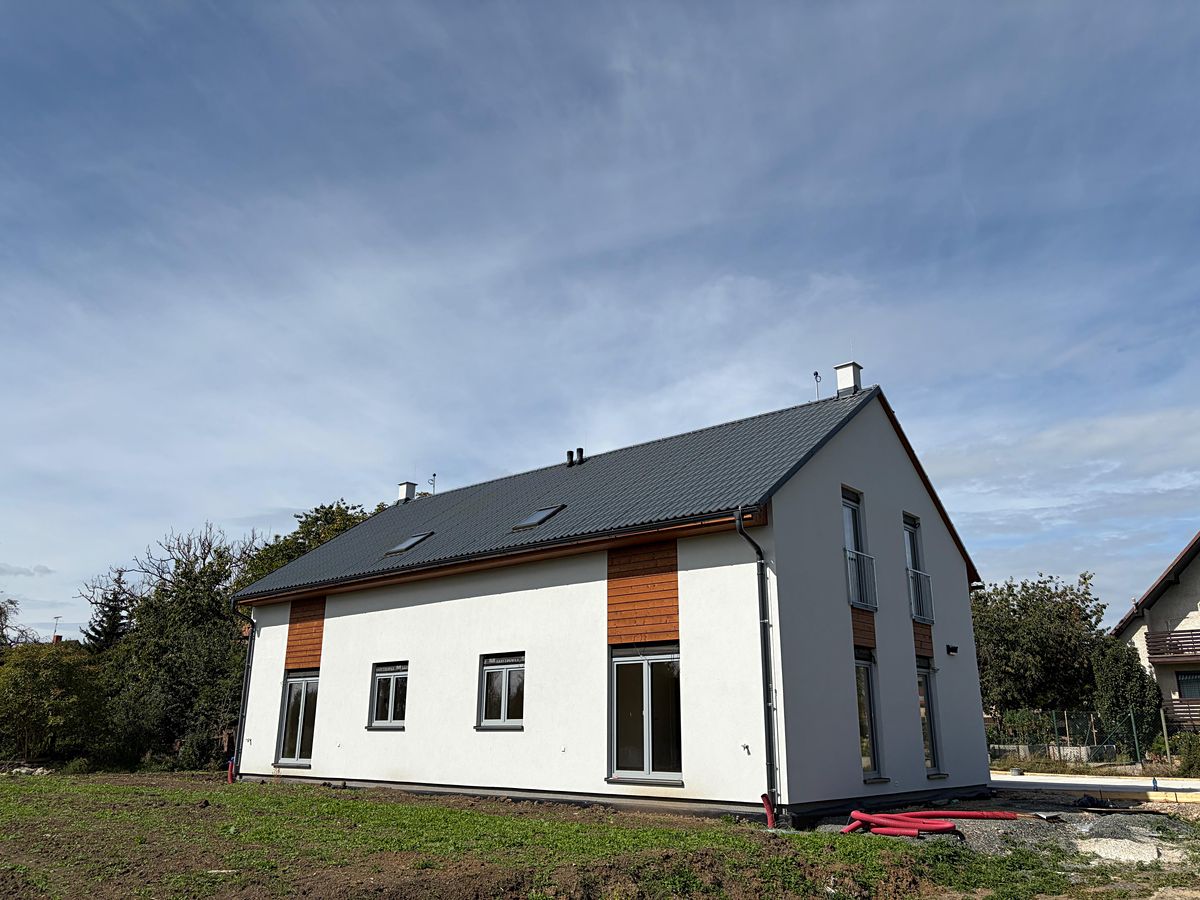 Prodej rodinného domu 122 m², pozemek 261 m²