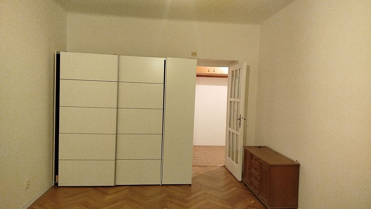 Pronájem bytu 2+kk 48 m² – fotografie 3