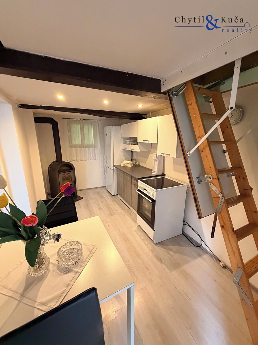 Prodej rodinného domu 37 m², pozemek 74 m² – fotografie 4