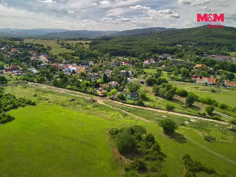 Prodej stavebního pozemku 1080 m², Černovice – náhled fotky 3