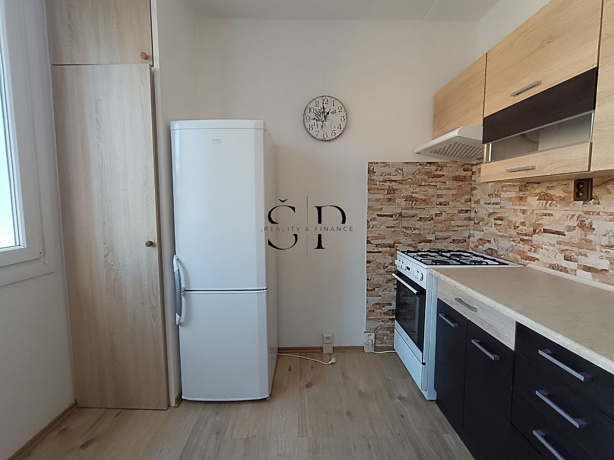 Pronájem bytu 3+1 62 m² – fotografie 3