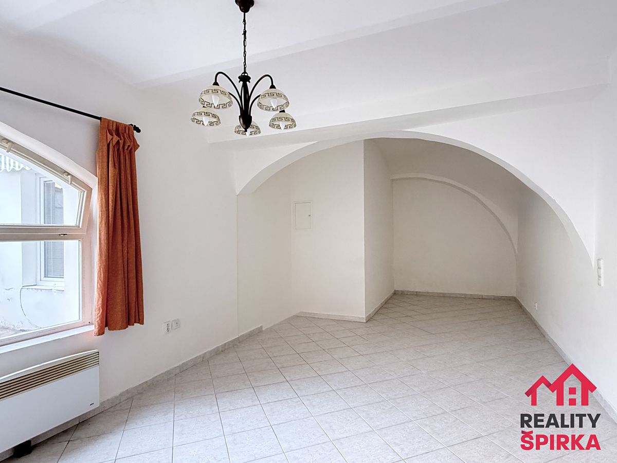 Pronájem bytu 1+kk 39 m² – fotografie 5