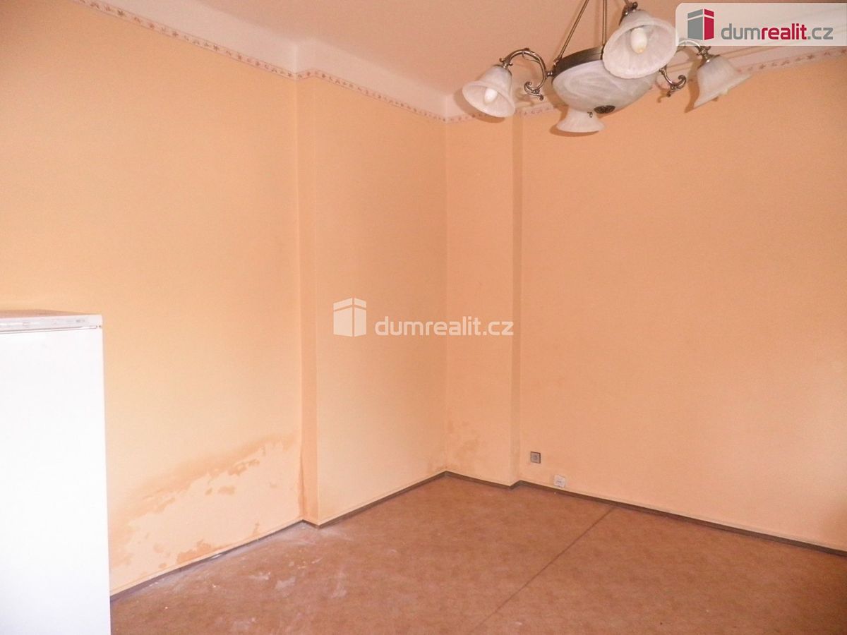 Pronájem bytu 1+kk 27 m² – fotografie 2
