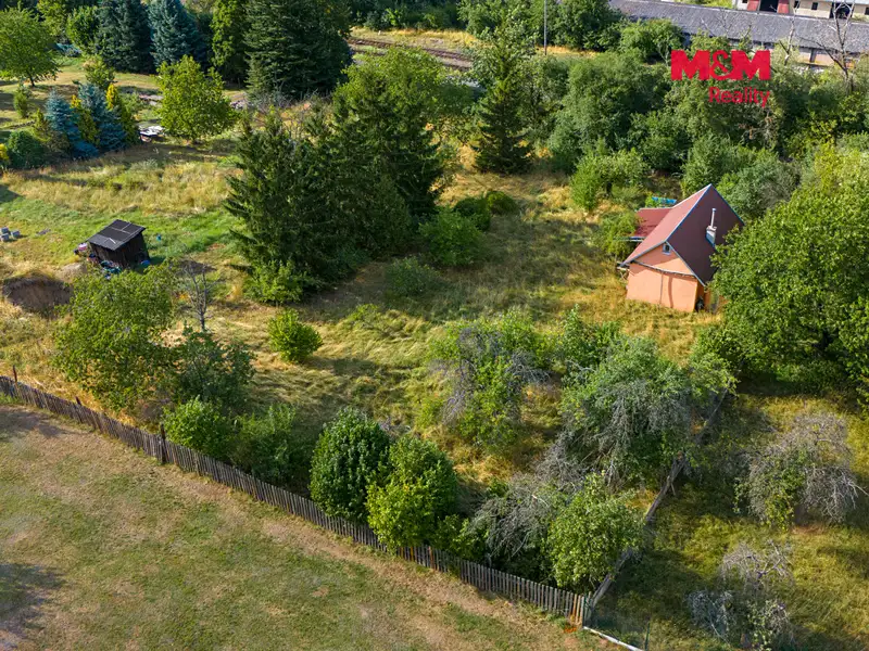Prodej stavebního pozemku 1929 m², Lubenec – náhled fotky 3