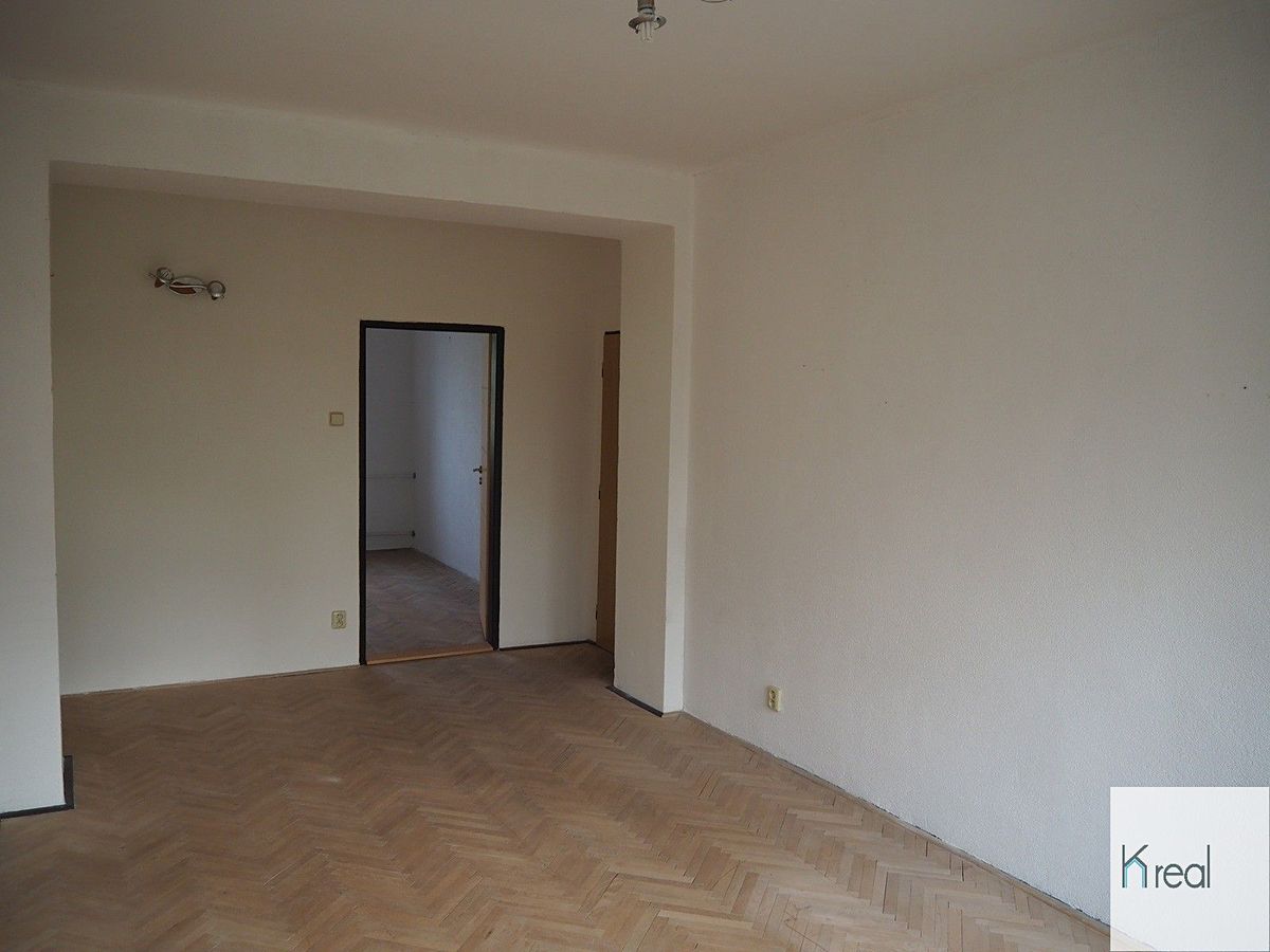 Pronájem bytu 2+1 52 m² – fotografie 3