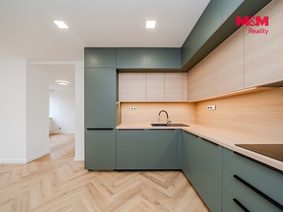 Wohnung 4+kk zum Kauf, 80 m² (2 von 11)