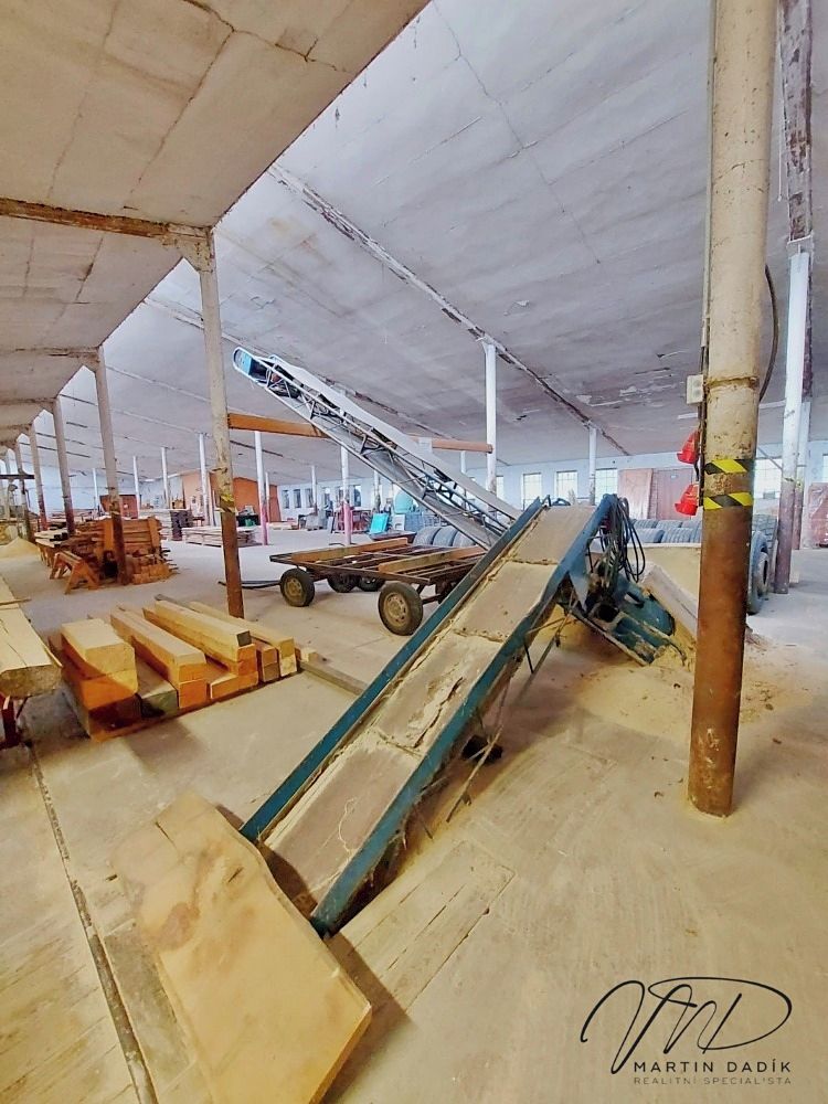 Pronájem skladového prostoru 200 m² – fotografie 3