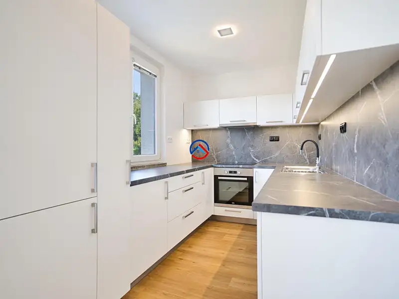 Prodej bytu 3+1 73 m², Rožnov pod Radhoštěm – náhled fotky 2