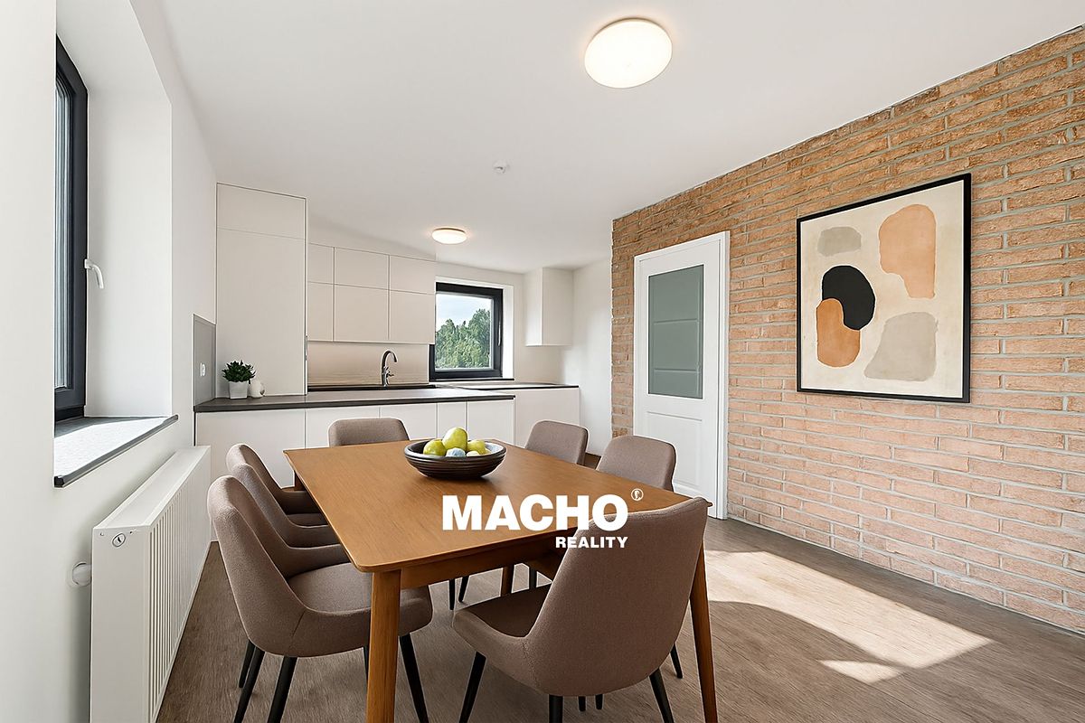 Pronájem rodinného domu 380 m², pozemek 1131 m² – fotografie 2
