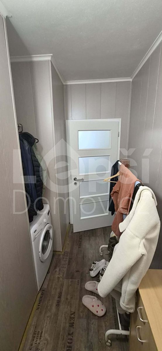Pronájem bytu 1+kk 28 m² – fotografie 4