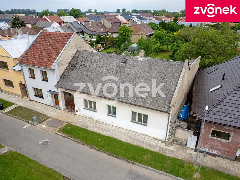 Prodej rodinného domu 200 m², pozemek 900 m², Hulín – náhled fotky 3
