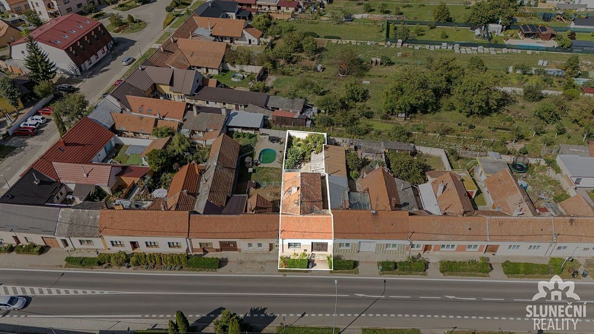 Prodej rodinného domu 98 m², pozemek 293 m²