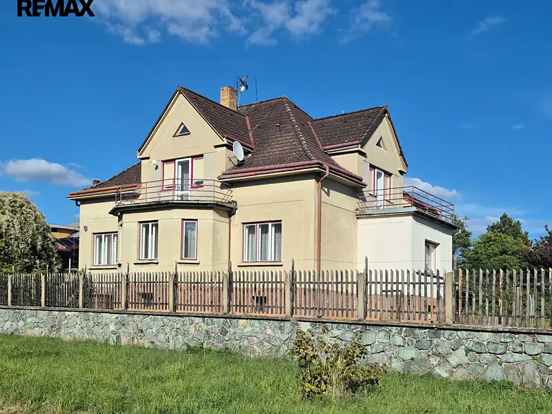 Prodej vícegeneračního domu 330 m², pozemek 198 m², Letovice – náhled fotky 2