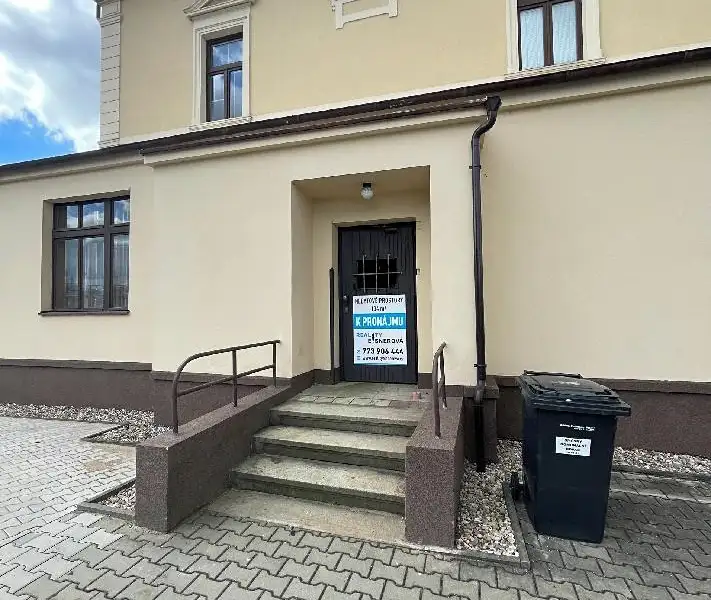 Pronájem kanceláře 104 m², Pardubice – náhled fotky 2