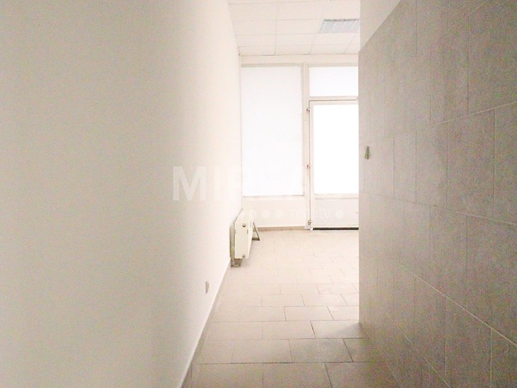 Pronájem komerčního prostoru, 47 m² (2 z 5)