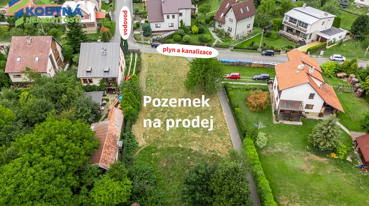 Prodej stavebního pozemku 1111 m² – fotografie 3