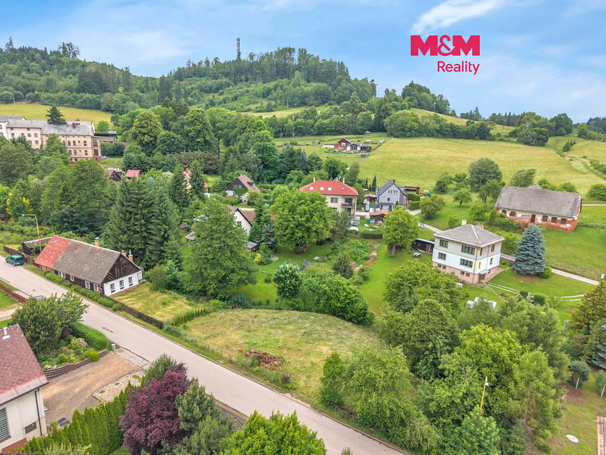 Prodej stavebního pozemku 928 m²