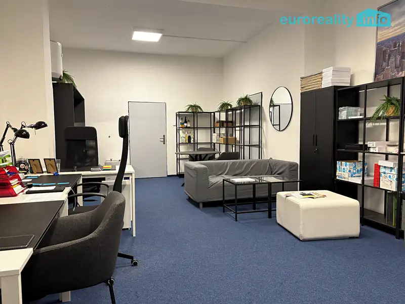 Pronájem kanceláře 20 m², Mariánské Lázně – náhled fotky 1