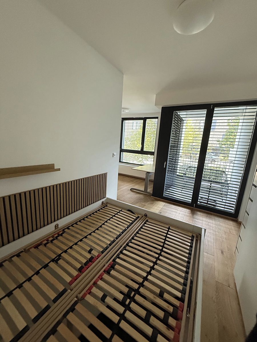 Pronájem bytu 1+kk 39 m² – fotografie 3