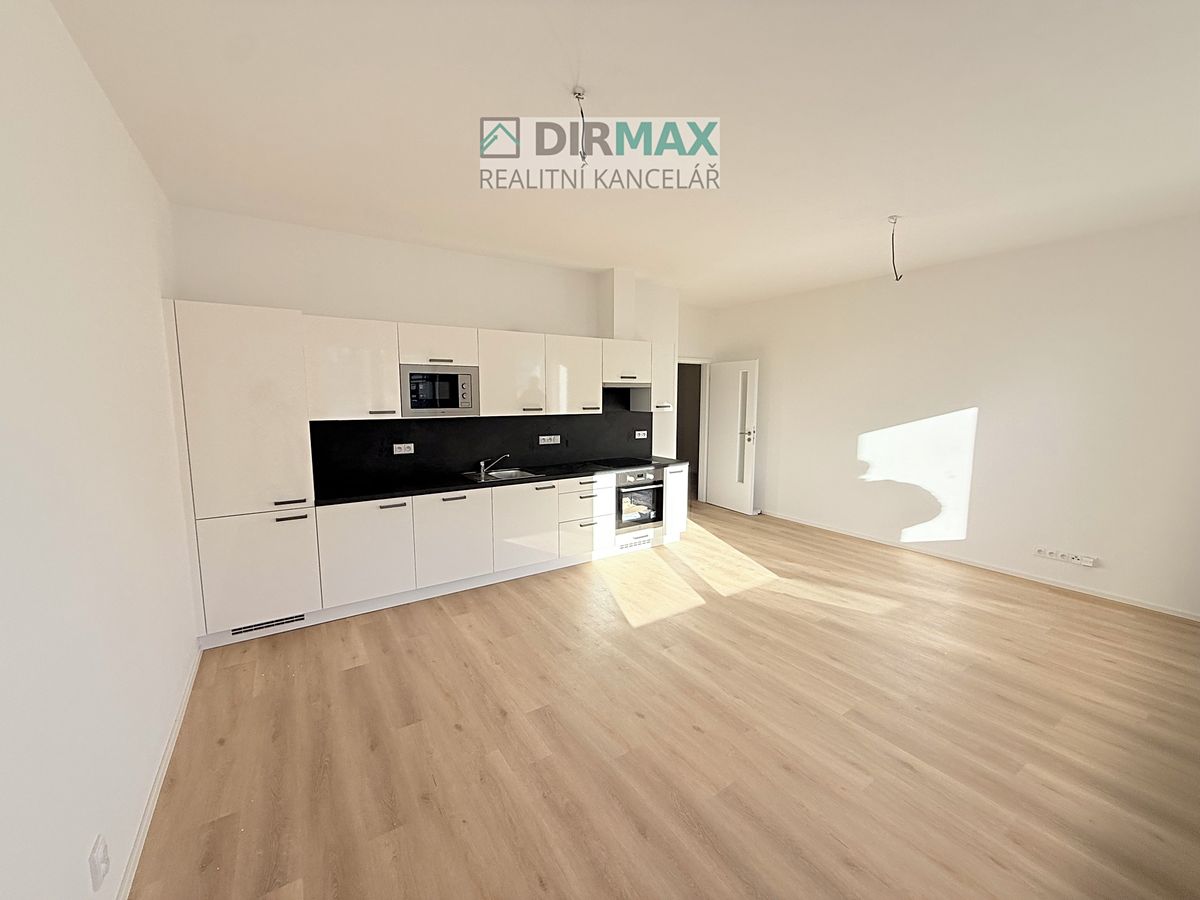 Pronájem bytu 1+kk 40 m²