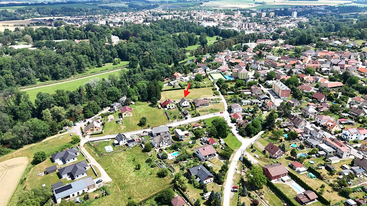 Prodej rodinného domu 155 m², pozemek 839 m² – fotografie 2