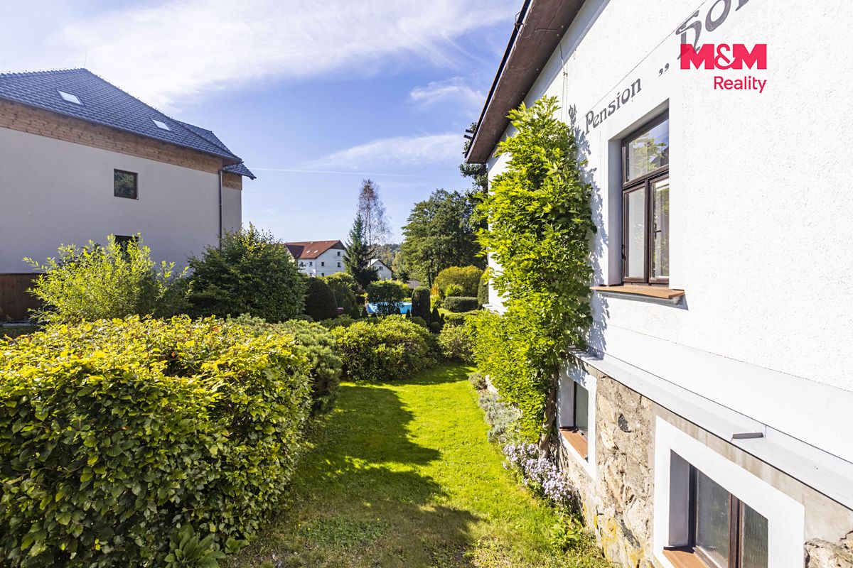Prodej rodinného domu 590 m², pozemek 3195 m² – fotografie 4