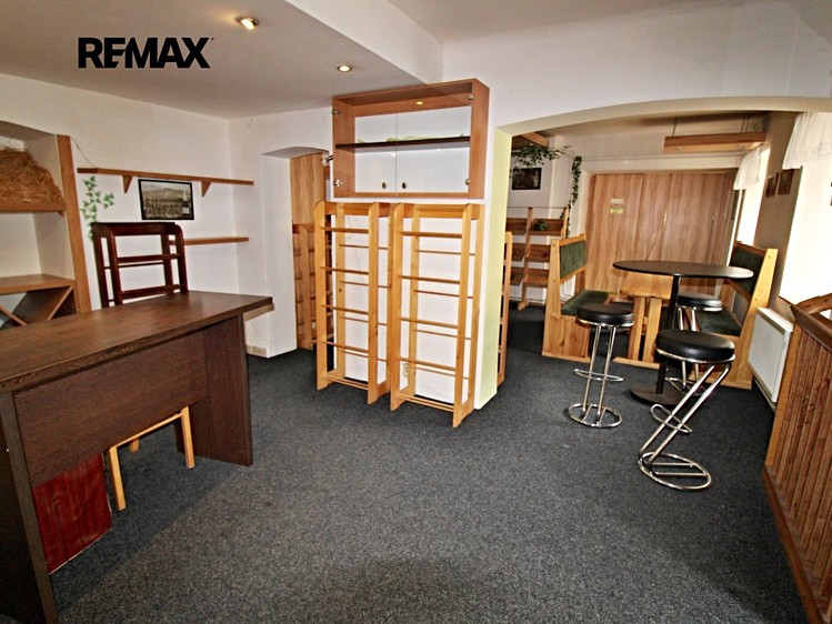 Комерційне приміщення на продаж, 460 м² (15 з 26)