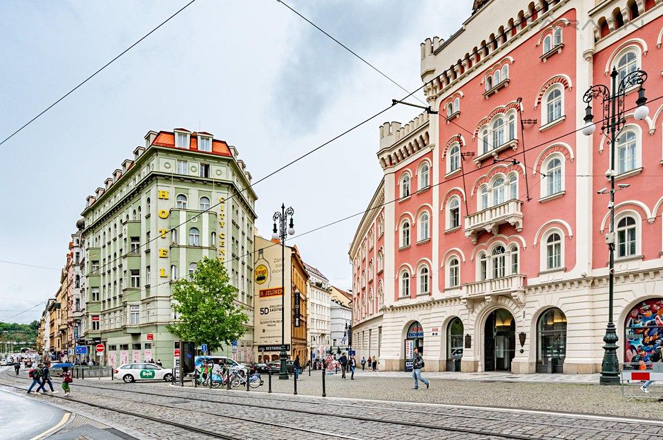 Pronájem bytu 4+kk 221 m² – fotografie 3