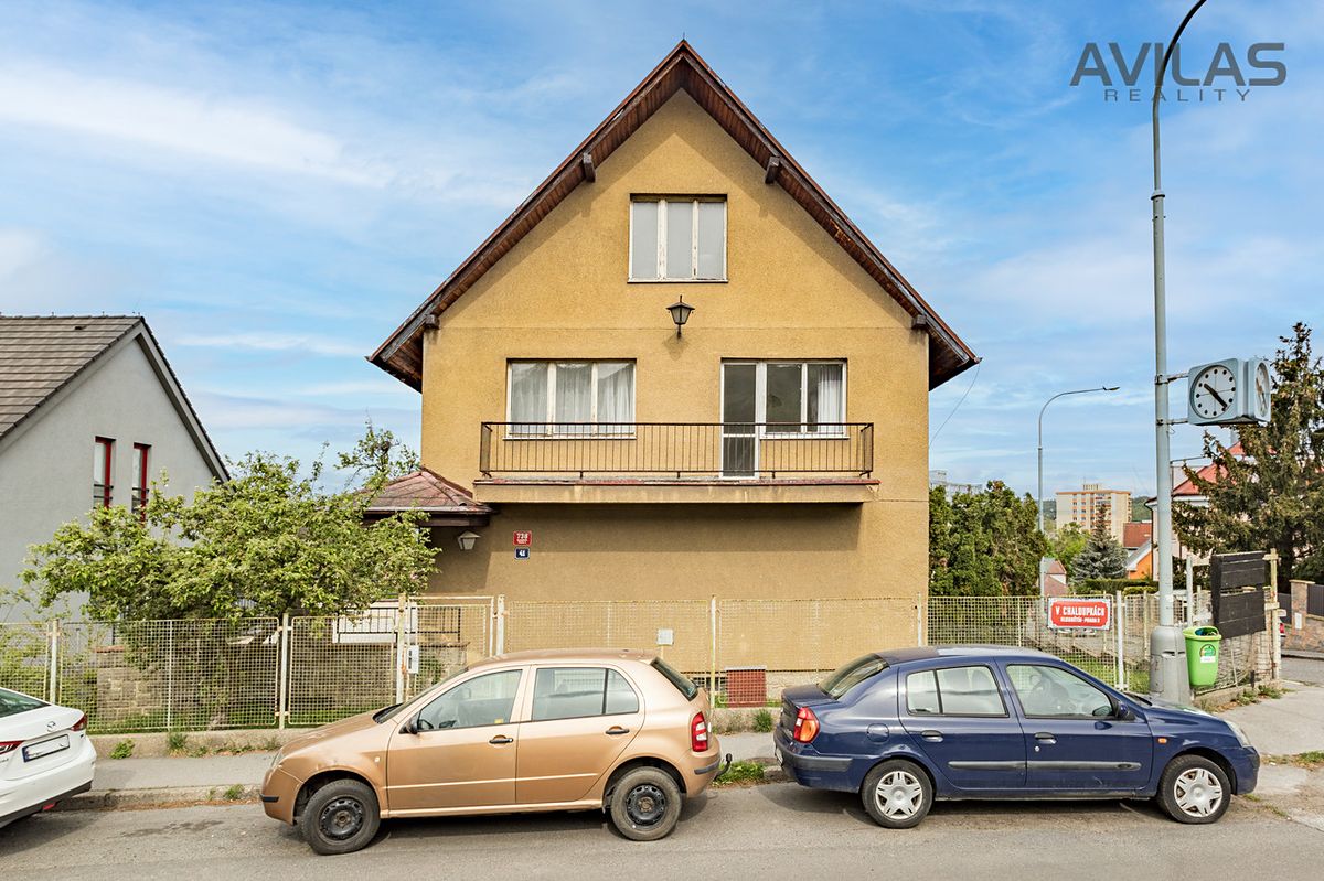 Prodej rodinného domu 318 m², pozemek 612 m² – fotografie 4