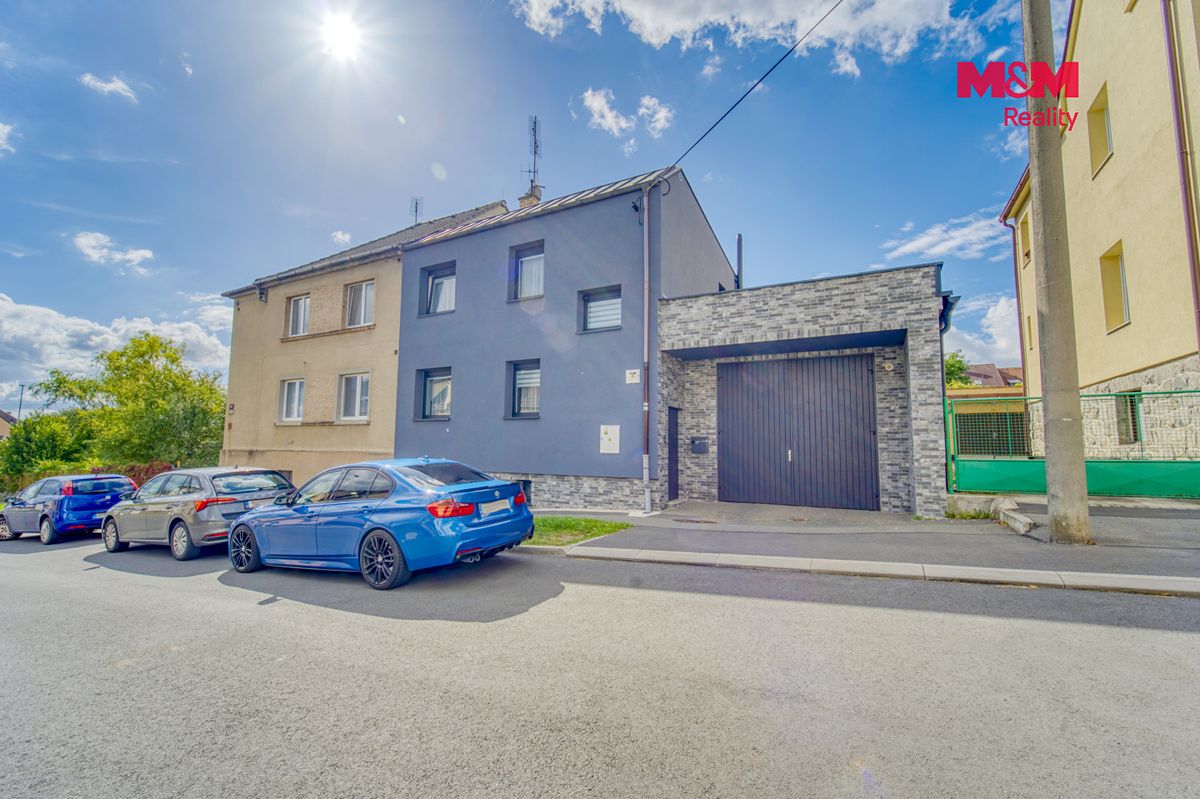Prodej rodinného domu 144 m², pozemek 642 m² – fotografie 4