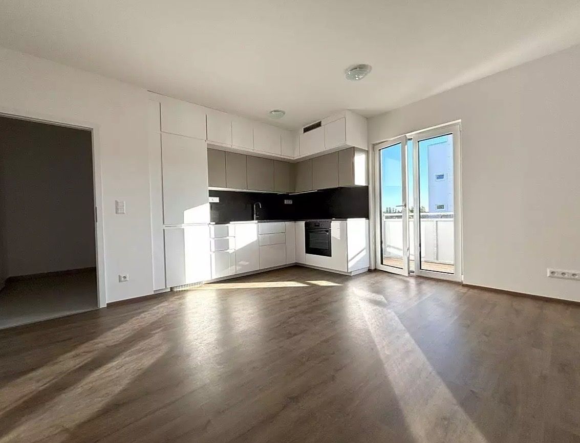 Pronájem bytu 2+kk 49 m² – fotografie 4