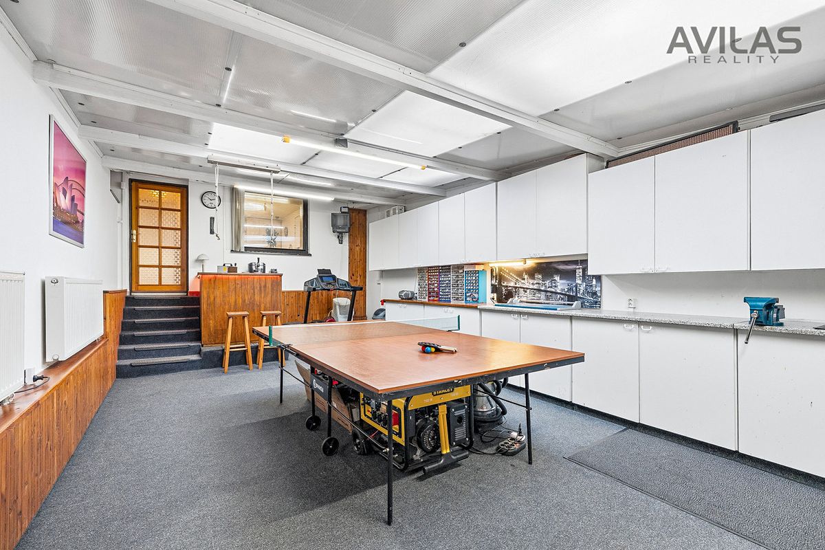 Prodej komerční nemovitosti 300 m² – fotografie 4