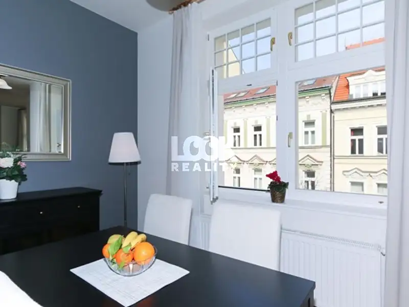Pronájem bytu 3+kk 60 m², Praha – náhled fotky 2