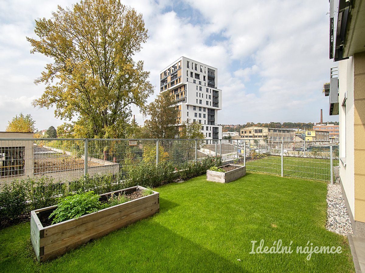 Pronájem bytu 2+kk 46 m²