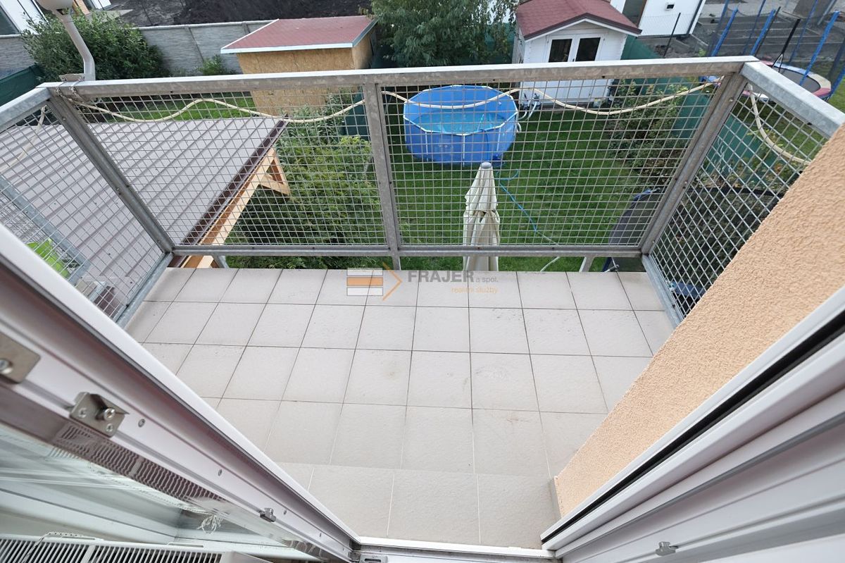Pronájem rodinného domu 140 m², pozemek 224 m² – fotografie 4