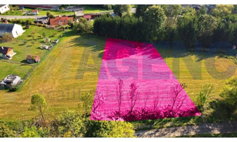 Prodej stavebního pozemku 1779 m² – fotografie 3