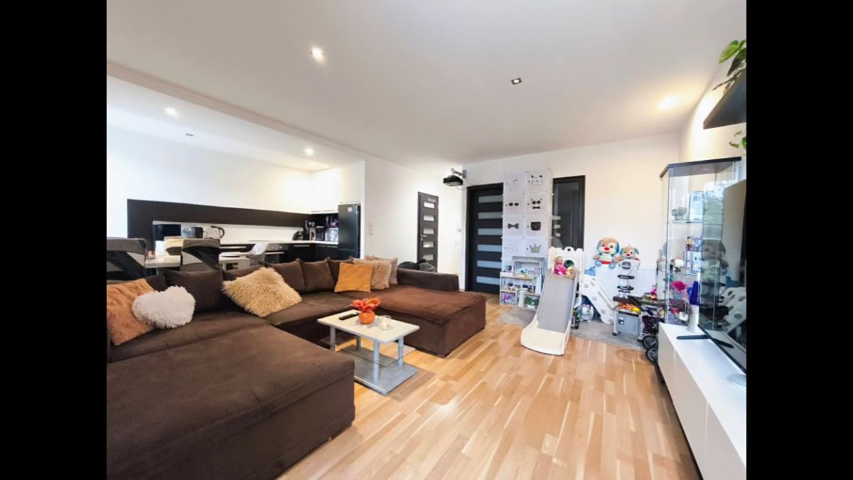 Pronájem bytu 2+kk 58 m²