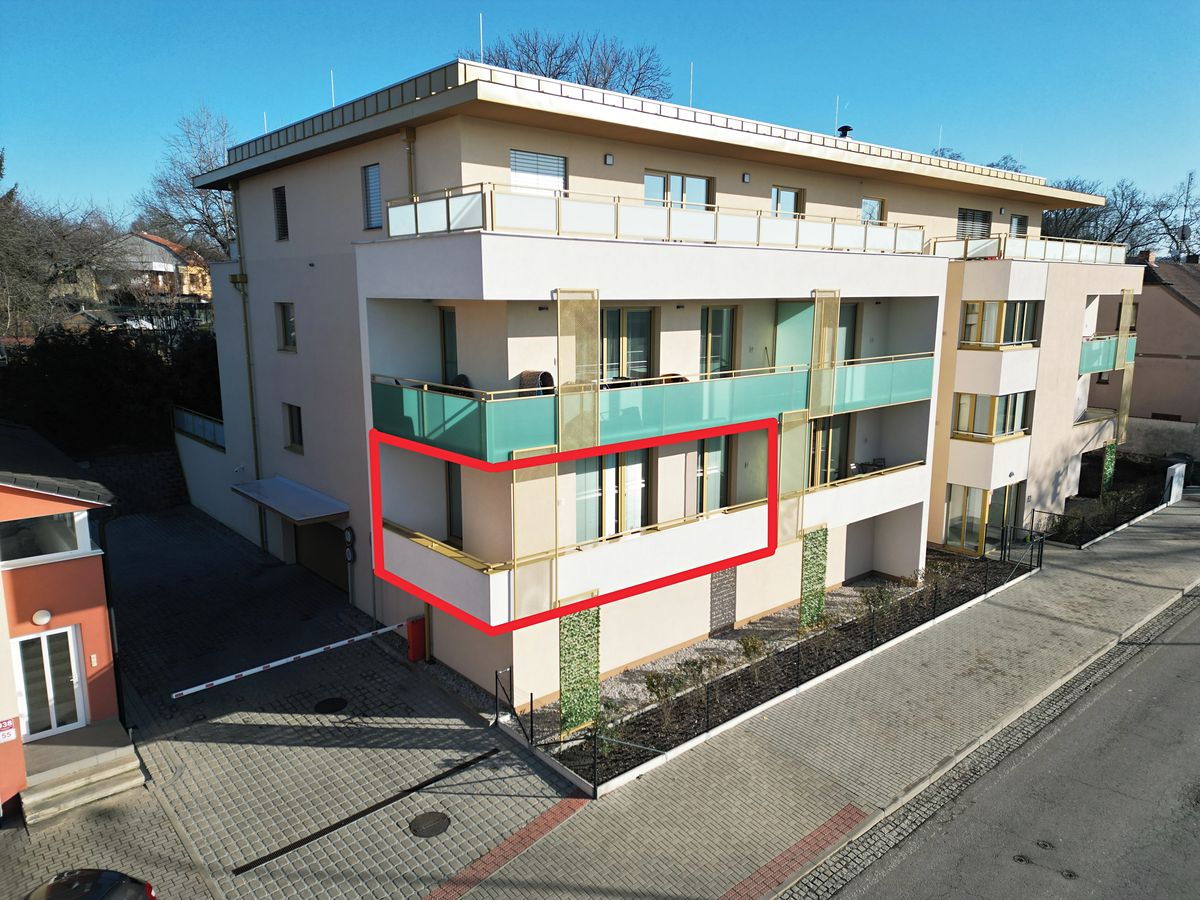 Pronájem bytu 2+kk 74 m²