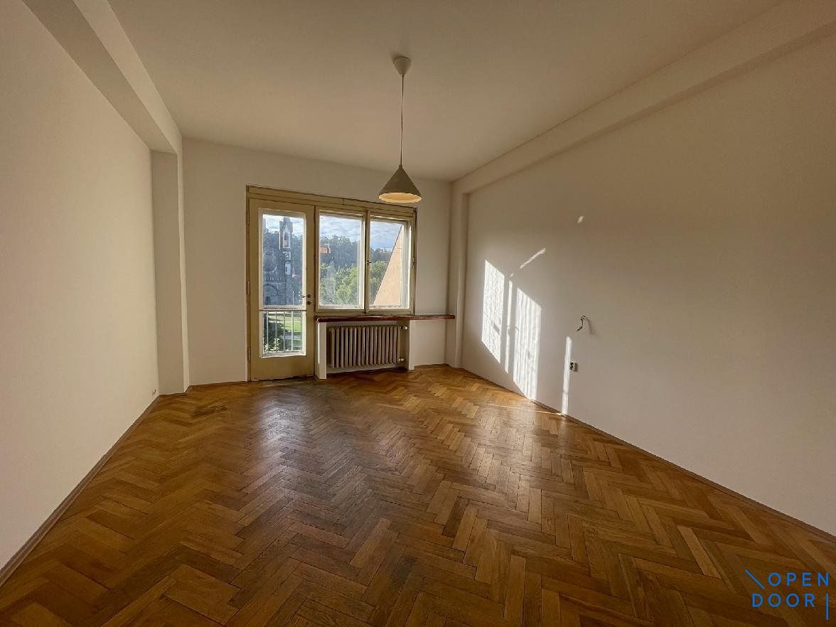 Pronájem bytu 2+1 84 m² – fotografie 2